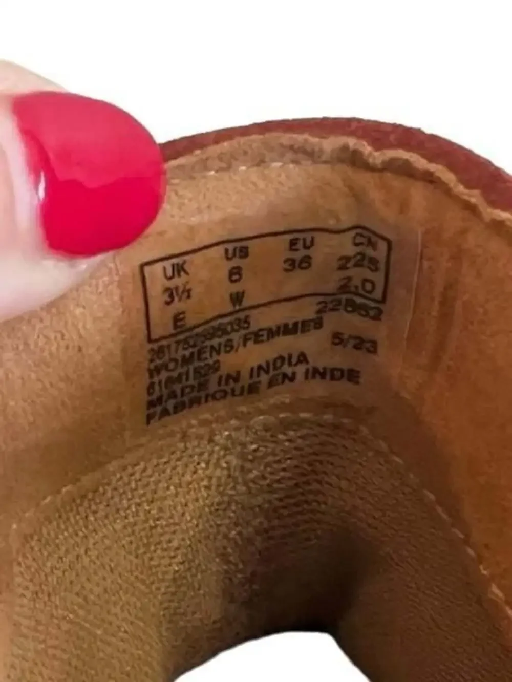 Clarks Waterproof Rust Suede Slouch Ankle Boots Womens 6 NWOT